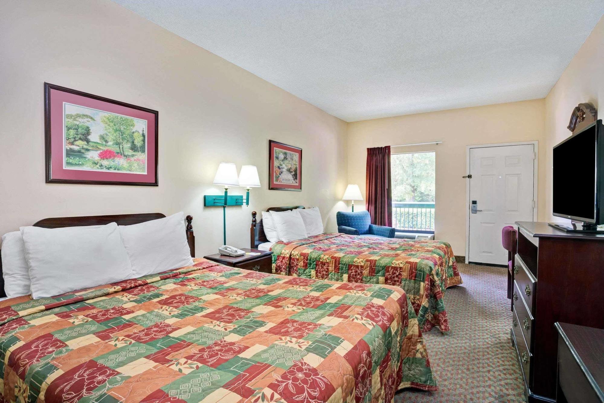 Days Inn - Chapel Hill Exteriér fotografie